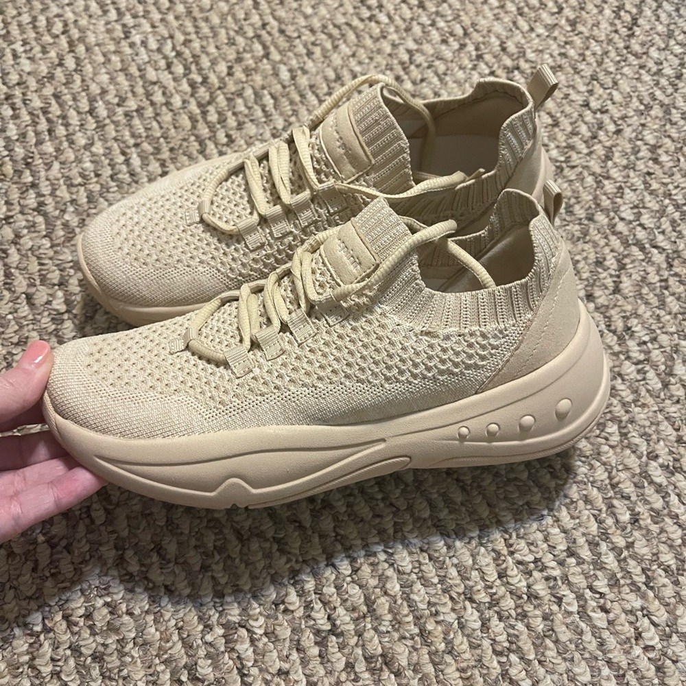 Easy spirit ladies shoe